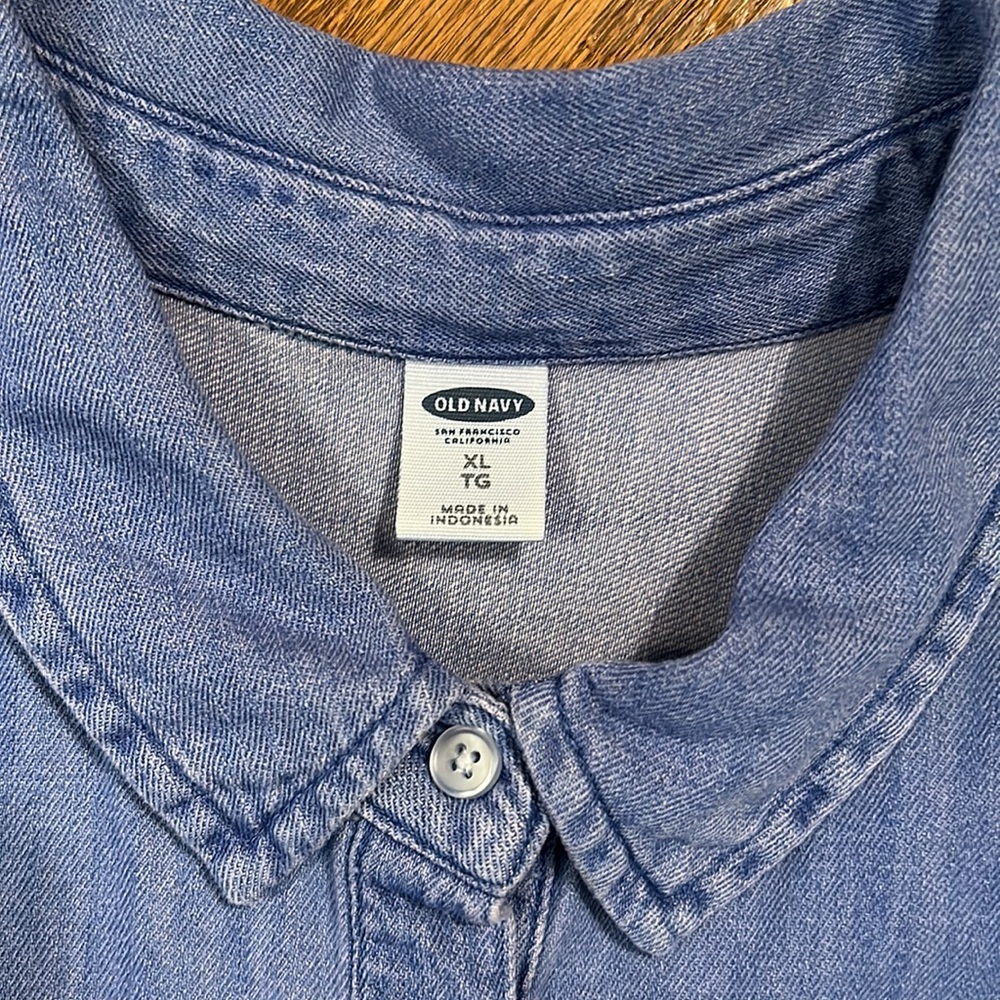 Old Navy Denim Dress - Picture 2 of 9